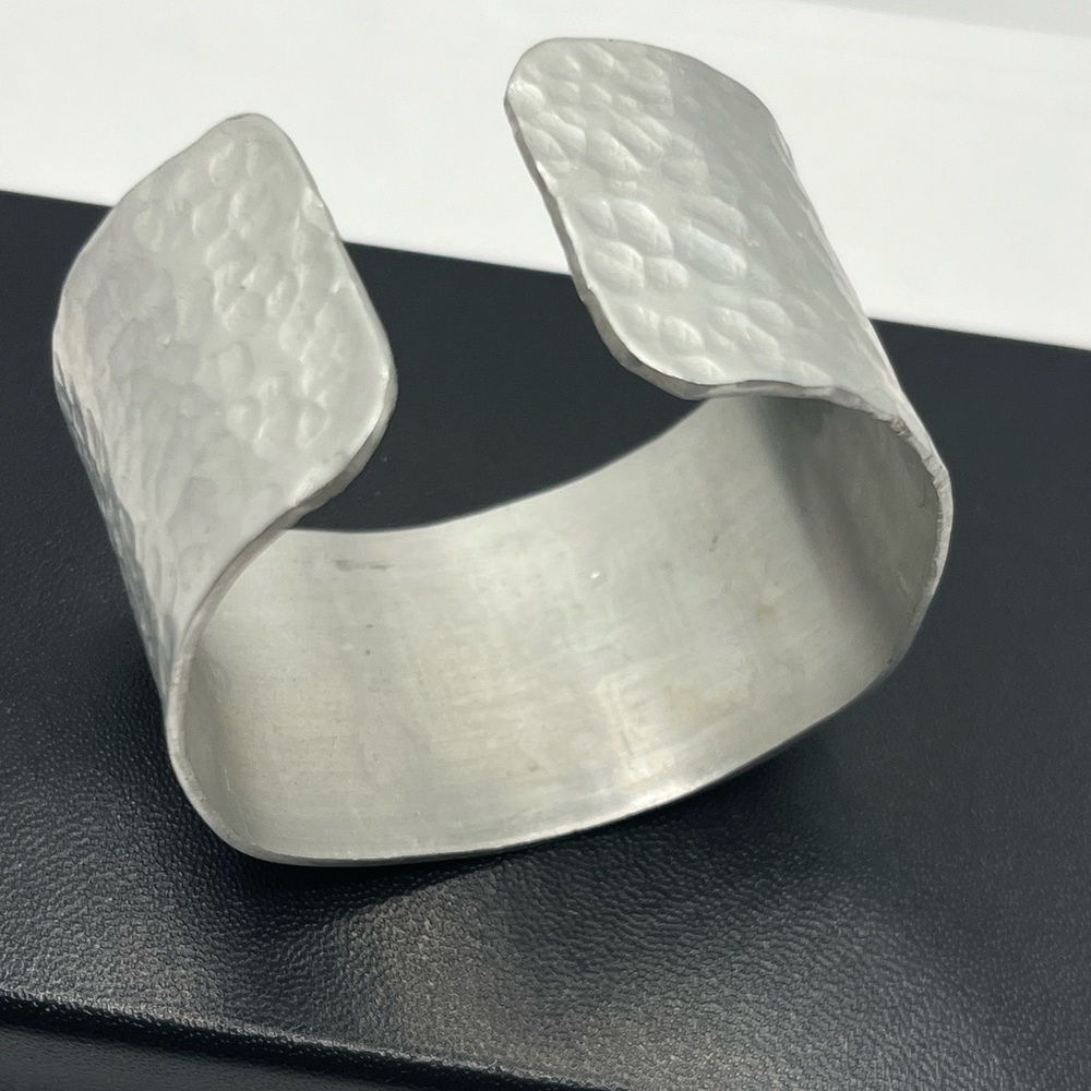 Vintage Silver Tone Tribal Design Bird Arrow Wide Cuff Bracelet View 2